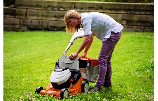 Газонокосилка аккумуляторная Stihl RМА 443 РC без аккумулятора и з/у